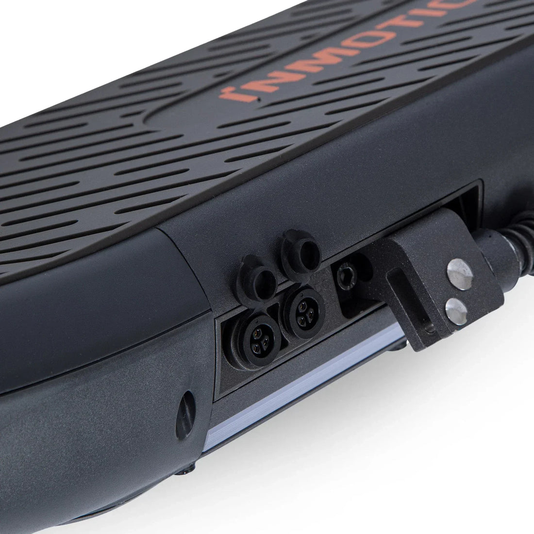 Fast Charger vs Standard Charger: Is It Worth It?